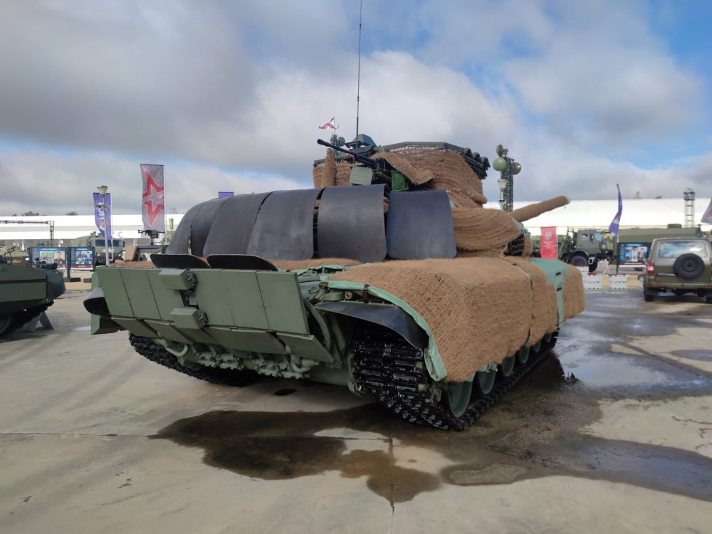 T 72B3M at Army 2024 2048x15361111111111111111.jpg