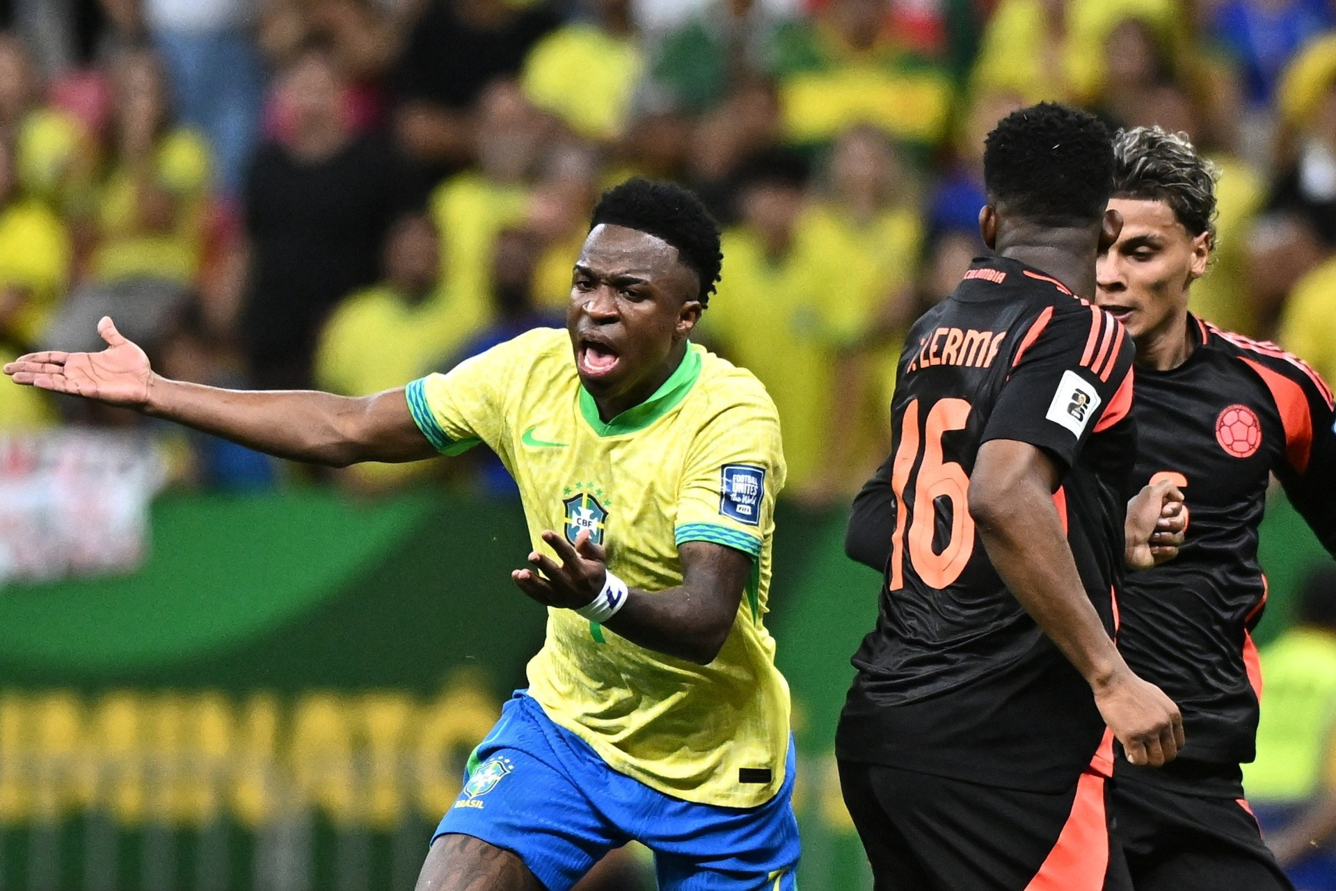 EFE. Vinicius Brazil Colombia.jpg