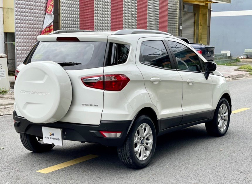 Ford EcoSport 2015.jpg