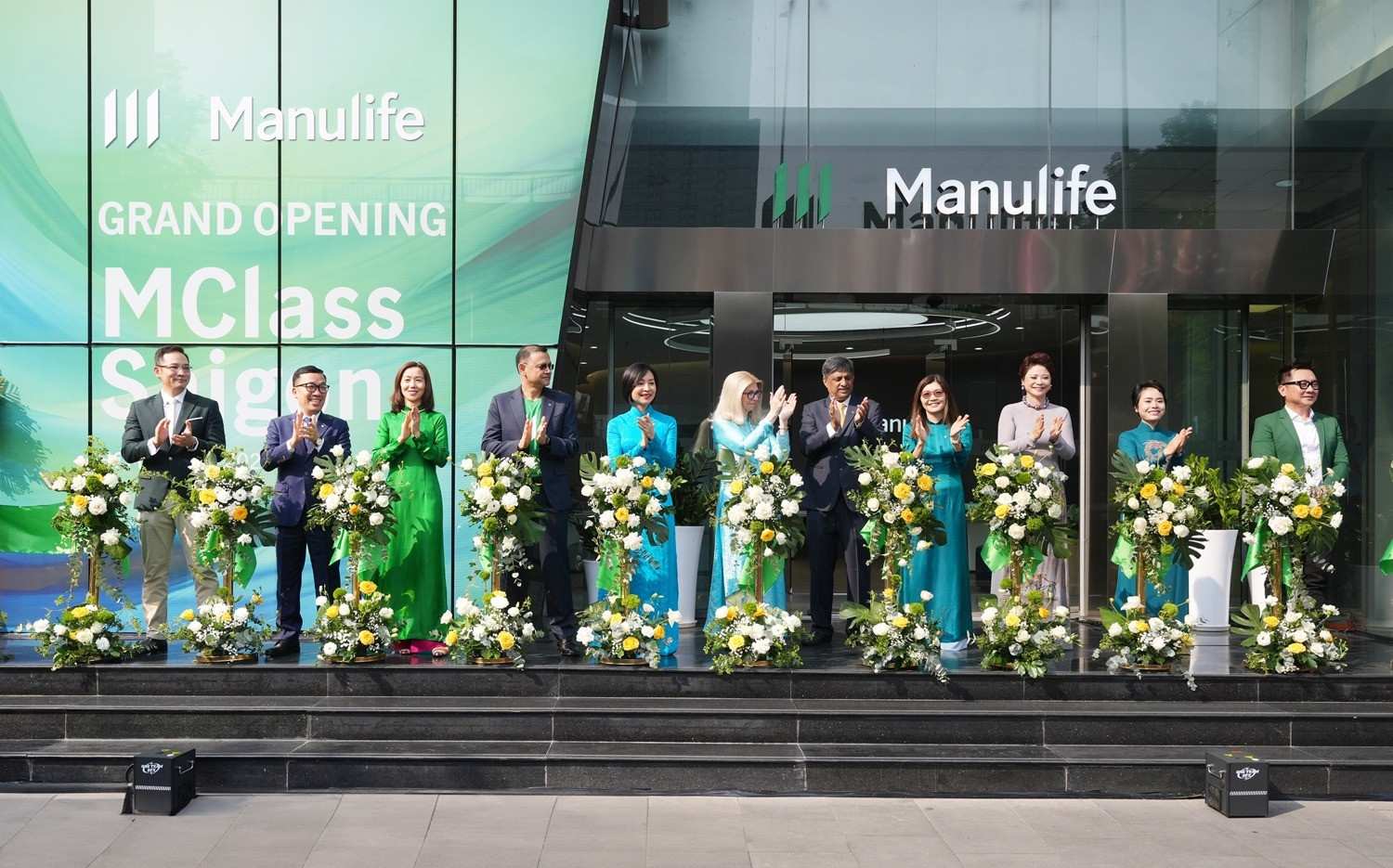 Manulife 1.jpg