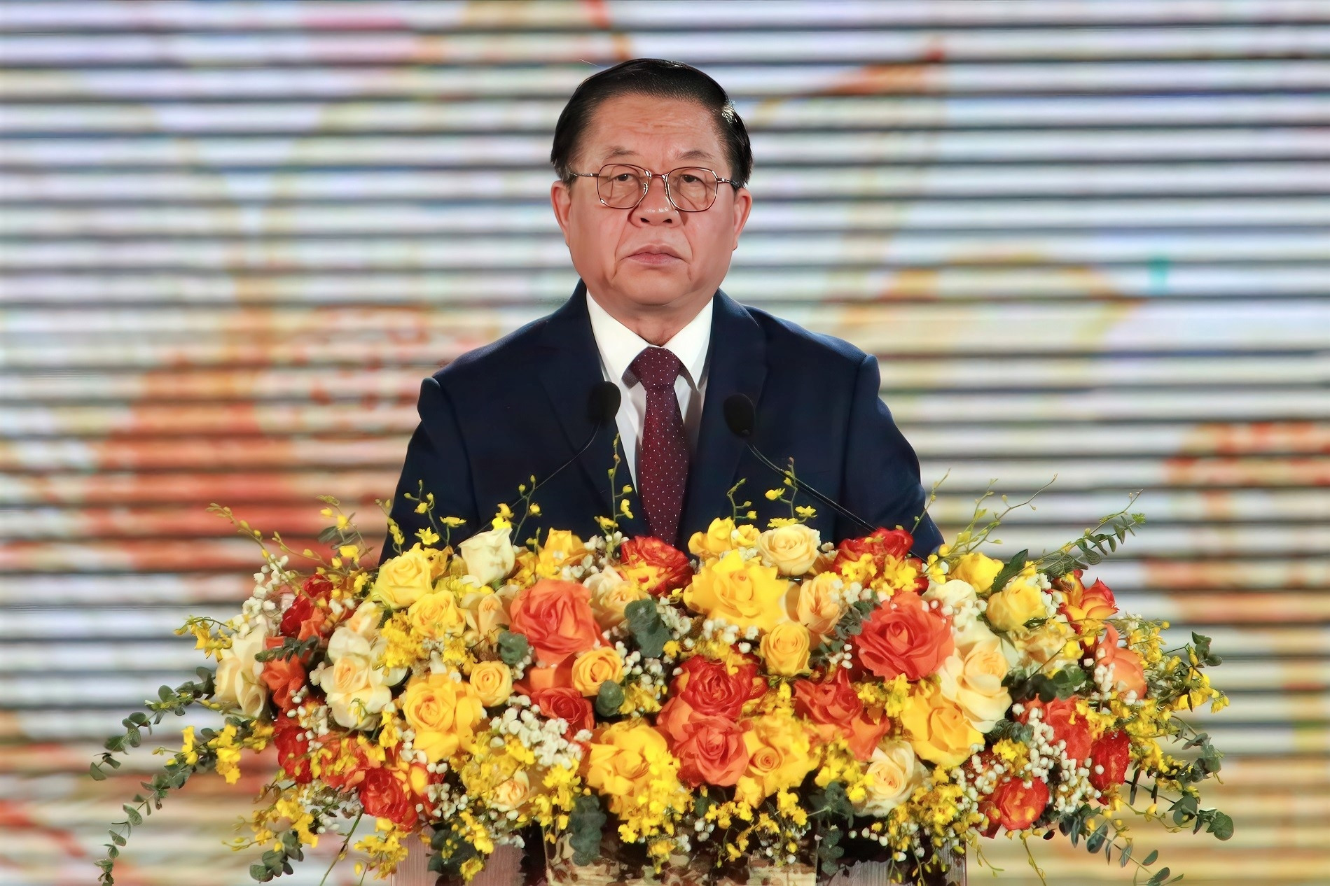 Ông Nguyễn Trọng Nghĩa phát biểu tại lễ kỷ niệm 50 năm giải phóng tỉnh Quảng Nam