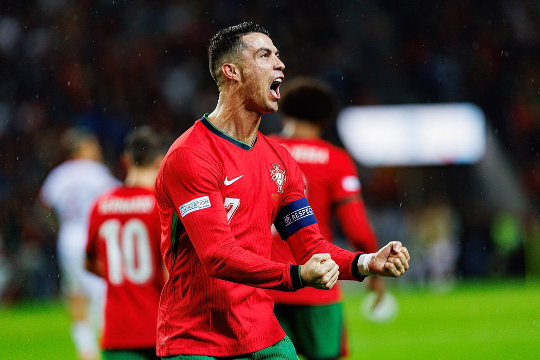 Ronaldo tỏa sáng, Bồ Đào Nha loại Đan Mạch theo cách khó tin