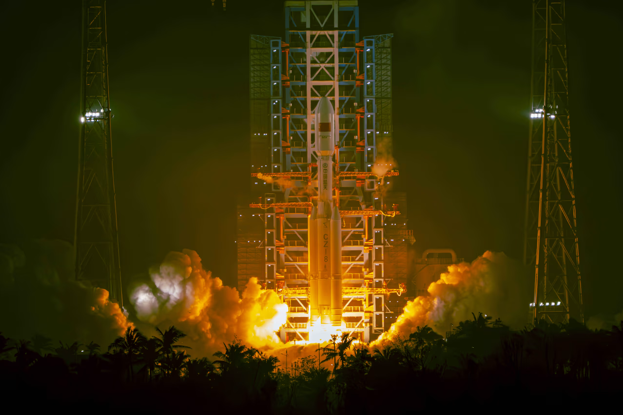 Trung Quốc bơm hàng tỷ USD cho các đối thủ của SpaceX