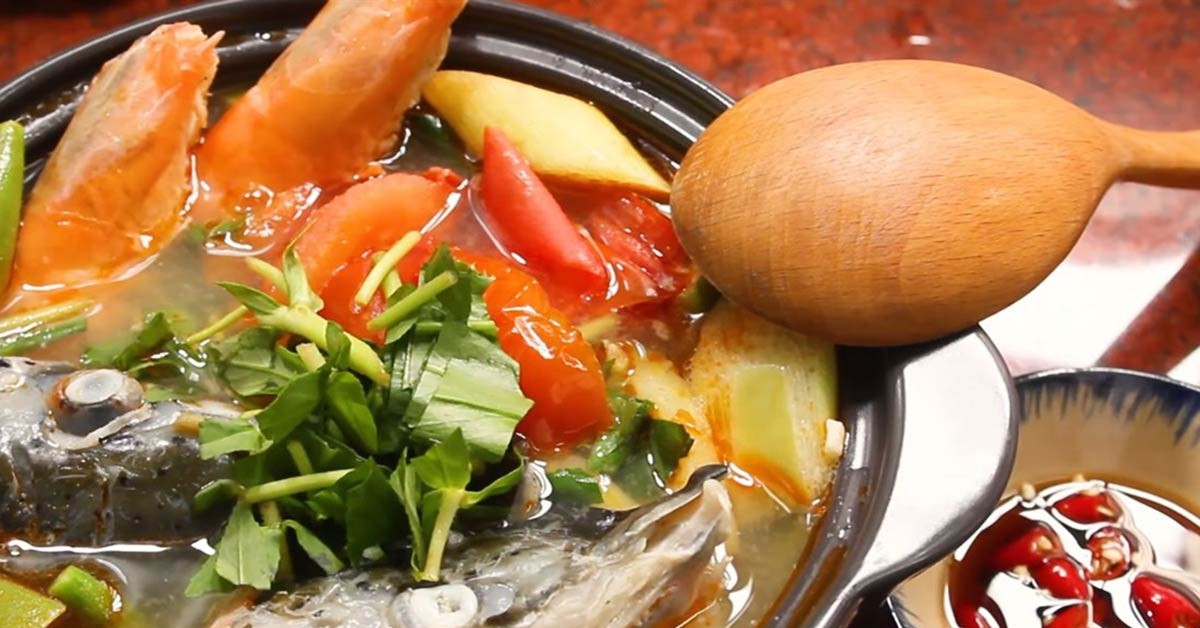 Cách nấu canh cá hồi ngon đúng chuẩn