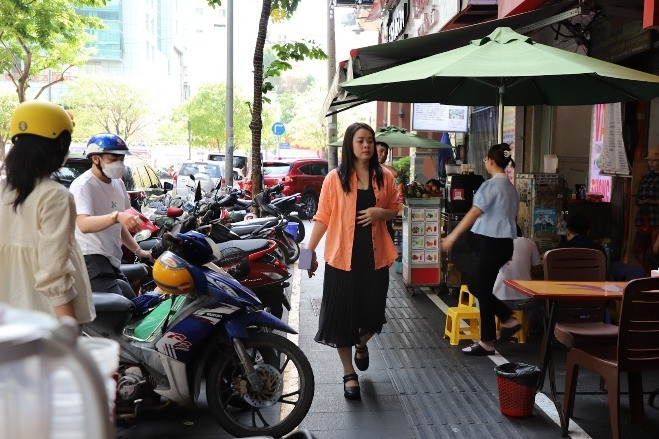 TPHCM xem xét bãi bỏ quyết định về sử dụng tạm lòng đường, vỉa hè