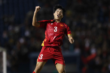 Tuyển Việt Nam thắng Lào: Văn Vĩ đỉnh nhất, Tiến Linh gây hụt hẫng