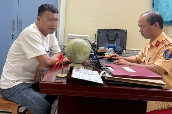 Phạt đến 30 triệu đồng với ông bố giao ô tô cho con gái 6 tuổi điều khiển