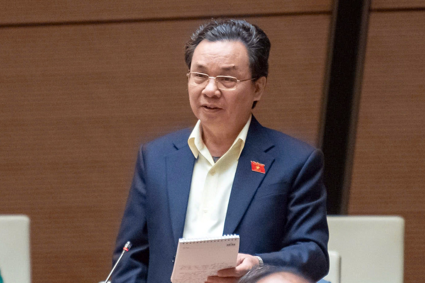 Cần tăng thuế 'sốc' để người dân bỏ thói quen sử dụng rượu, bia, thuốc lá
