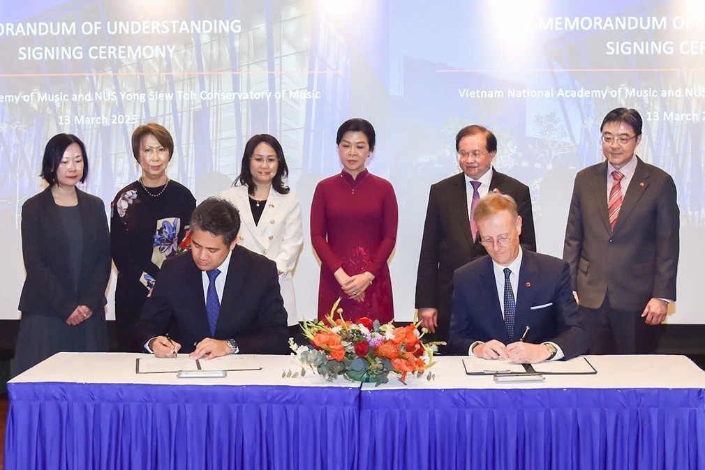 Hoạt động của Phu nhân Ngô Phương Ly tại Singapore