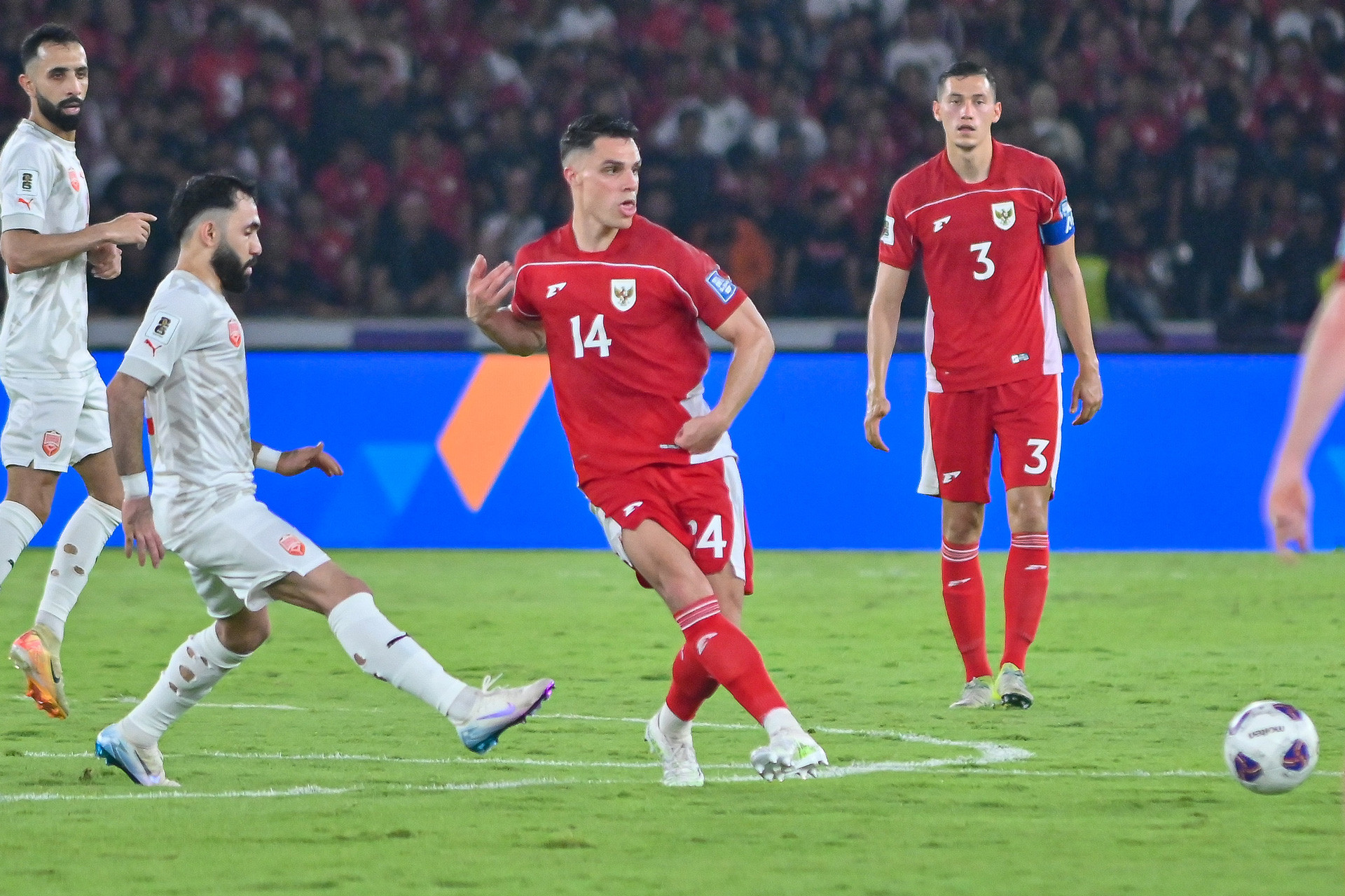 Kompas. Pelupessy Indonesia Bahrain.jpg