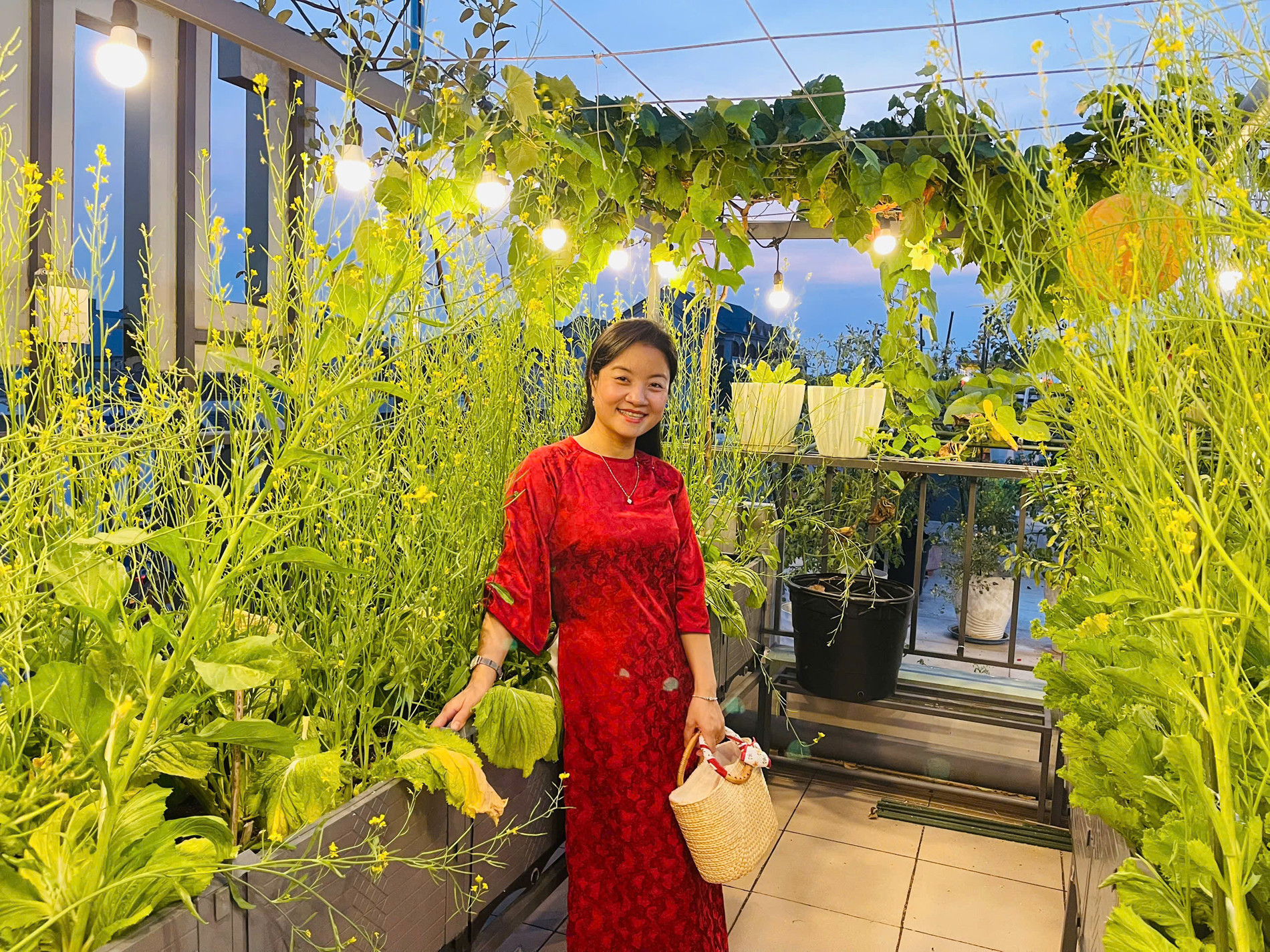 mẹ đảm Đồng Nai làm vườn sân thượng.jpg