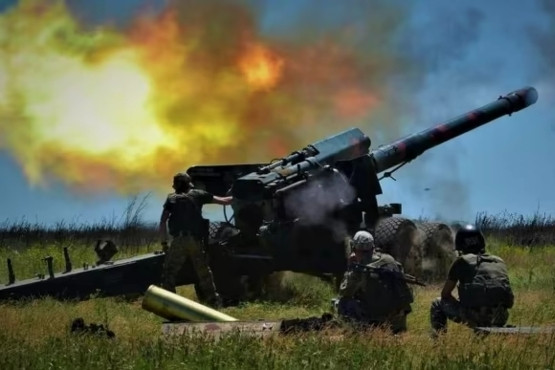 Nga tăng cường tấn công gần Pokrovsk, nêu thời điểm ngừng bắn ở Biển Đen