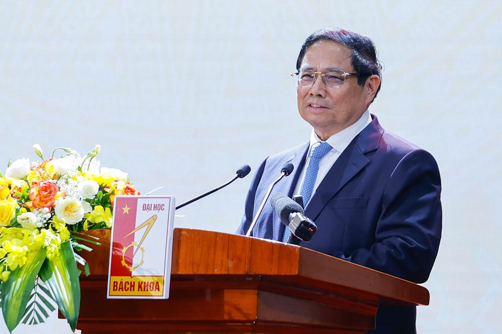 Thủ tướng Phạm Minh Chính: 'Bình dân học vụ số' là xóa mù chuyển đổi số