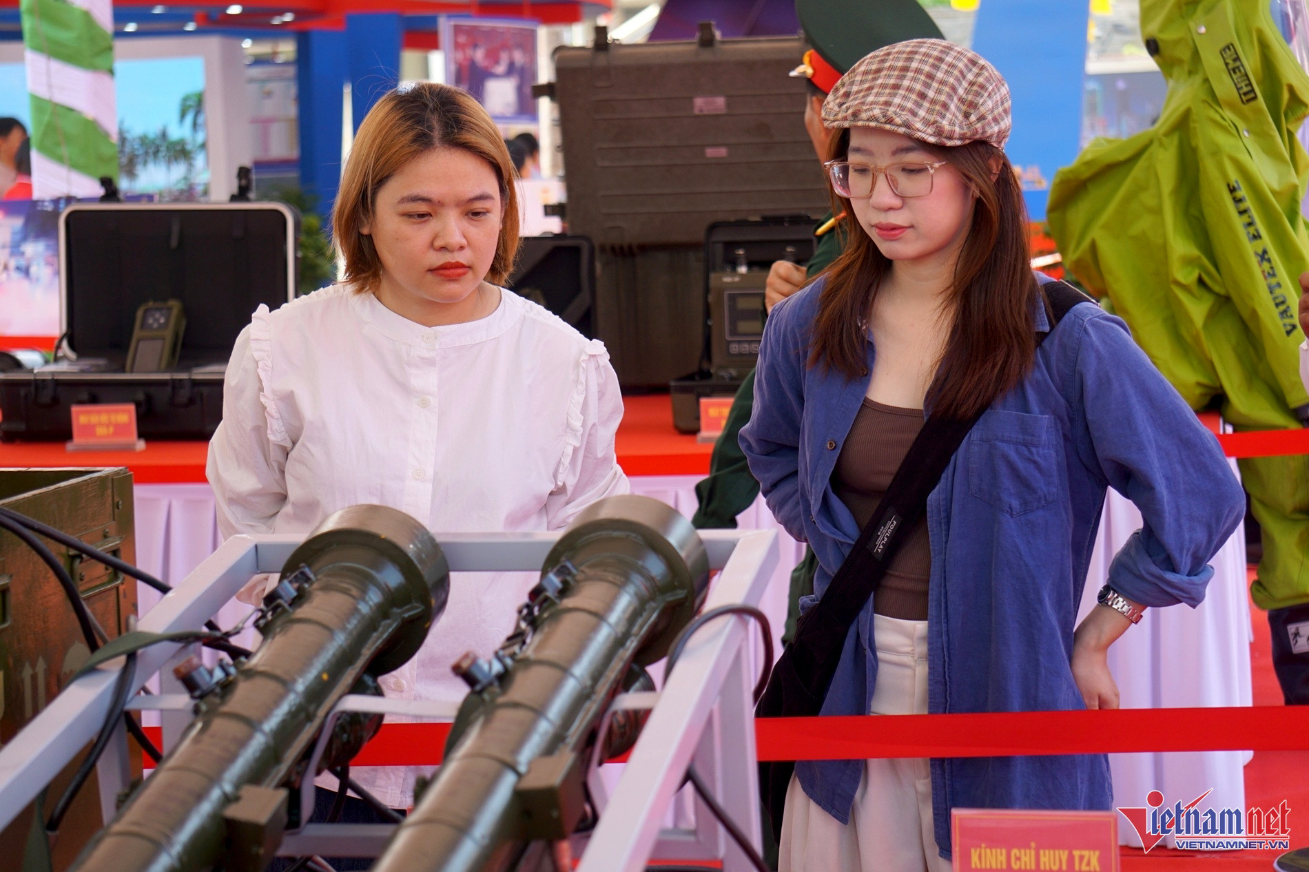 w vu khijpg 78875.jpg
