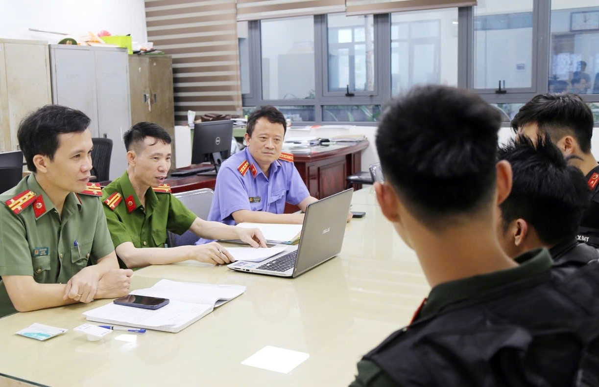 Kịch bản giải cứu bé gái 9 tuổi qua lời kể Trưởng phòng Cảnh sát hình sự