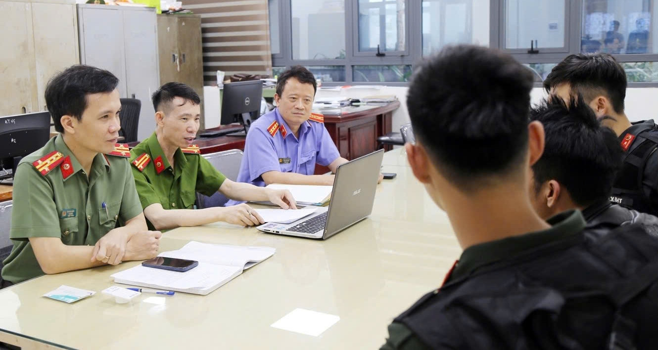 Kịch bản giải cứu bé gái 9 tuổi qua lời kể Trưởng phòng Cảnh sát hình sự