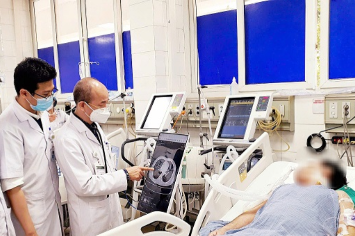 Lại gần đồng nghiệp, người đàn ông trẻ suýt chết vì lây một loại virus nguy hiểm