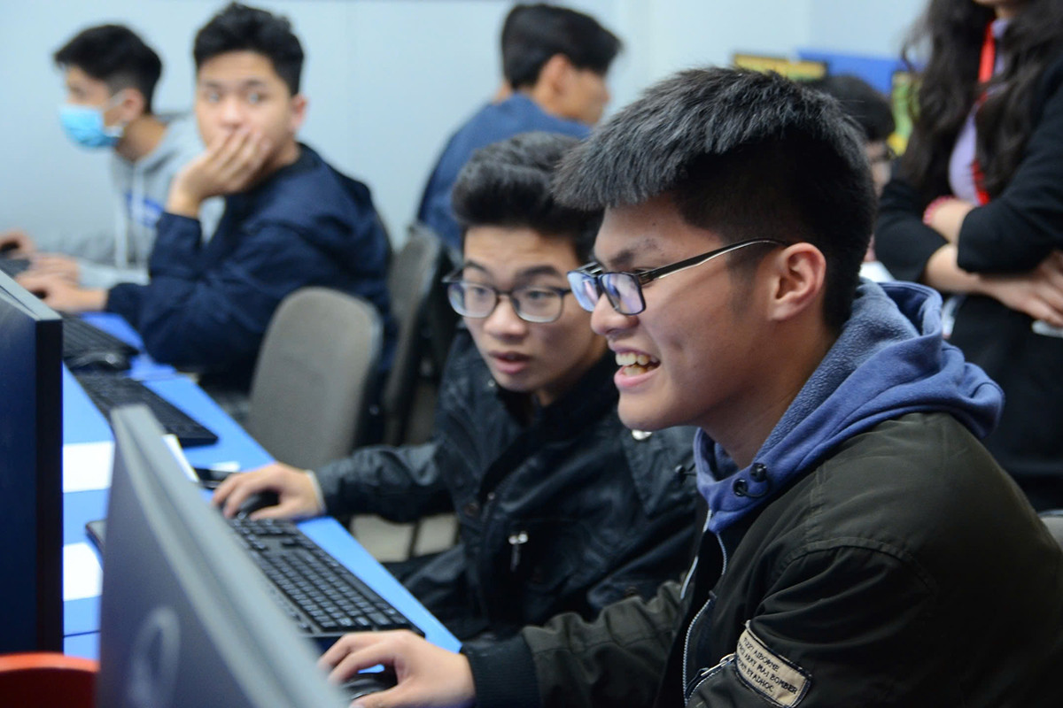 Lap trinh game CNTT 1.jpg