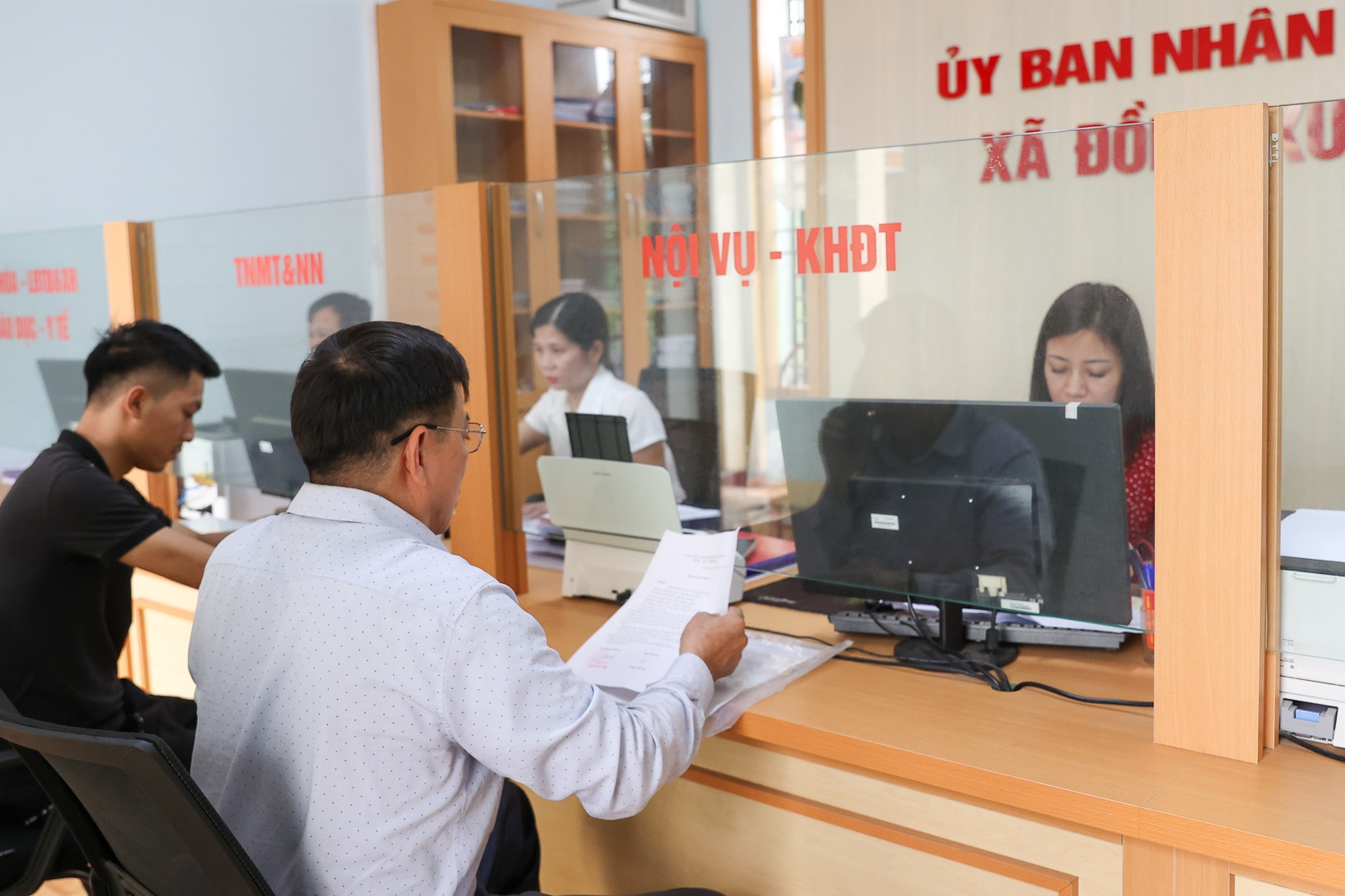 Sau sáp nhập, chủ tịch tỉnh được chỉ định chủ tịch xã
