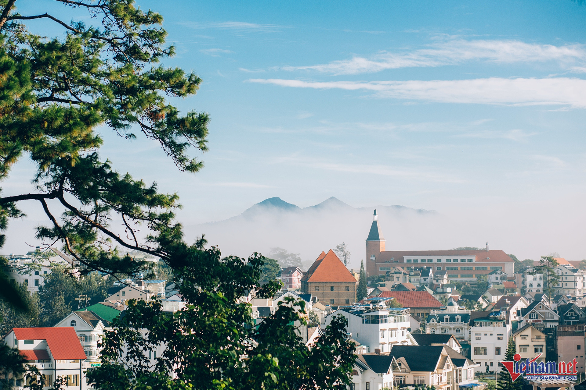 W-ngam da lat chim trong suong mo mua hong chin ruc thung lung ai cung them du lich 9.jpg