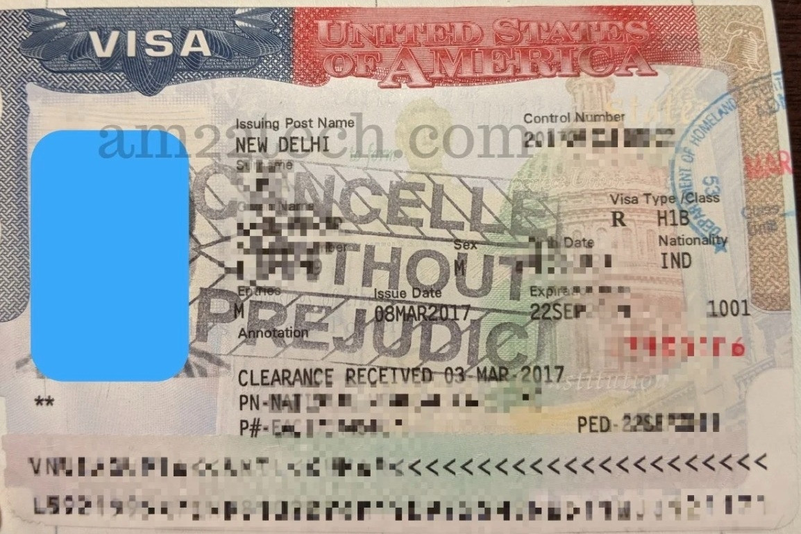 Mỹ thu hồi thị thực của hàng trăm sinh viên nước ngoài