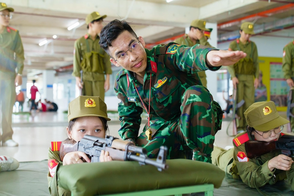 sinh viên học quốc phòng an ninh