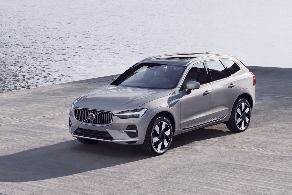 Volvo XC60 PHEV.jpg