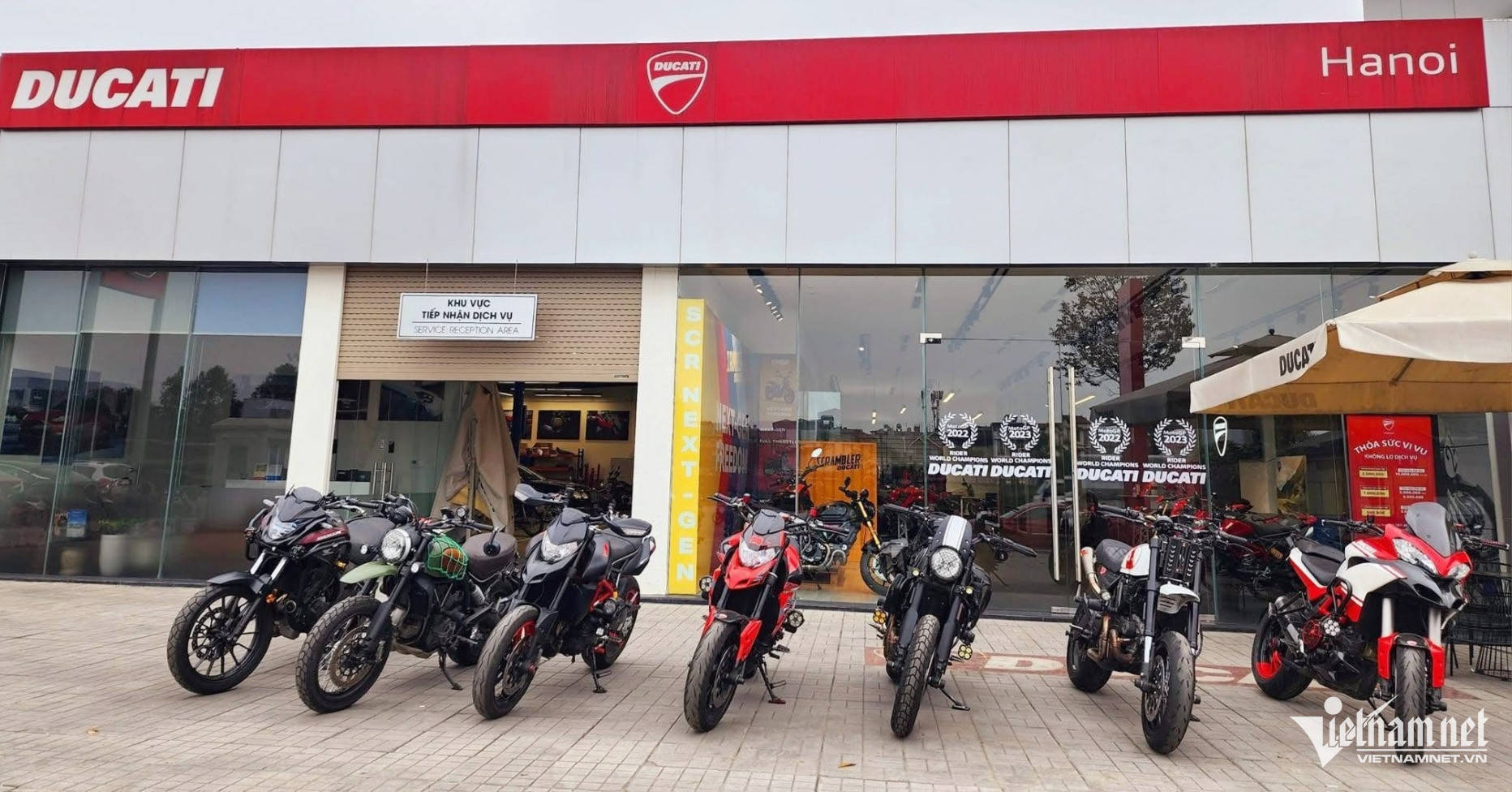 W-Ducati Hanoi.jpg