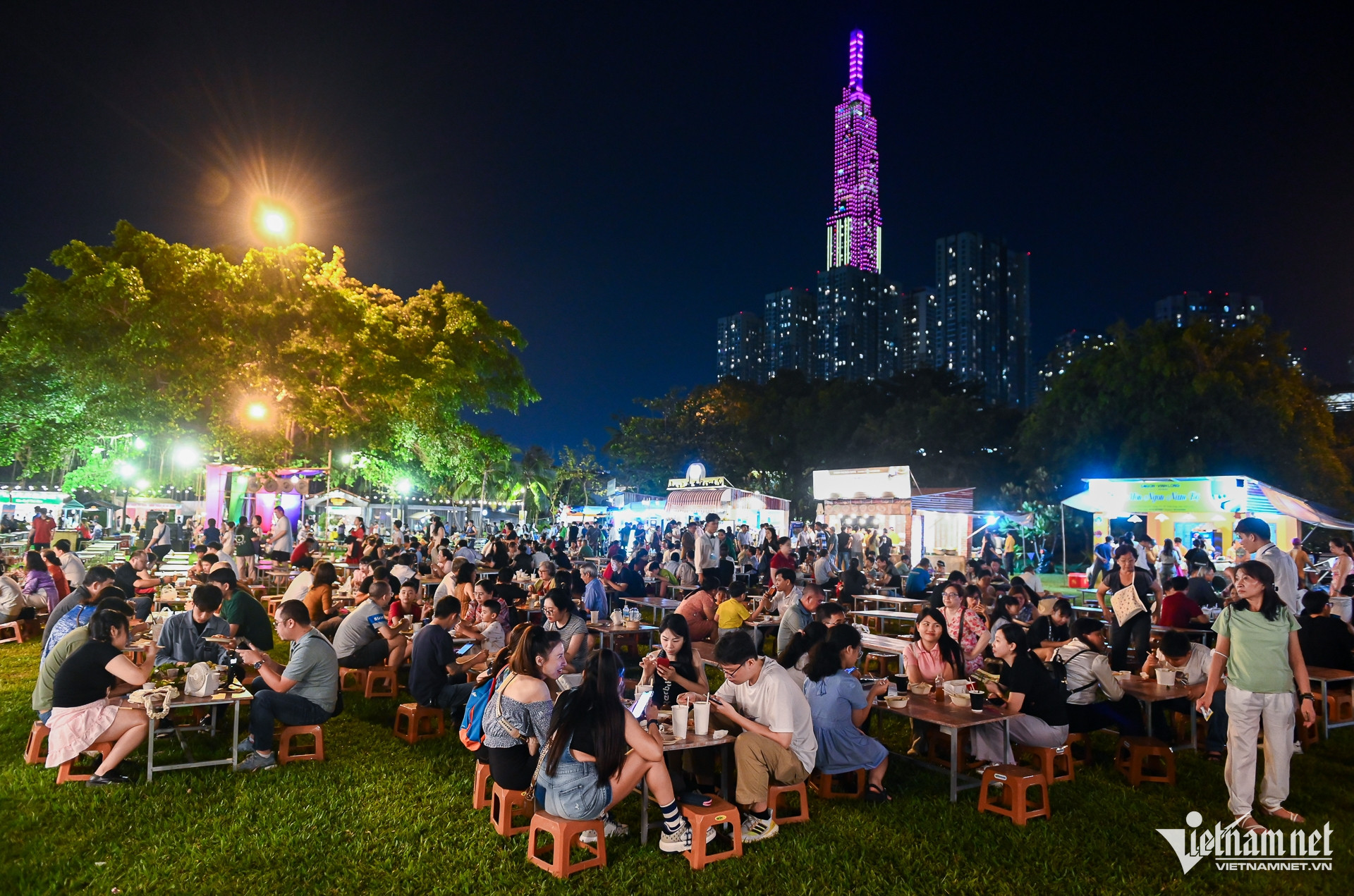 W-lễ hội ẩm thực Nguyễn Huế 30.jpg