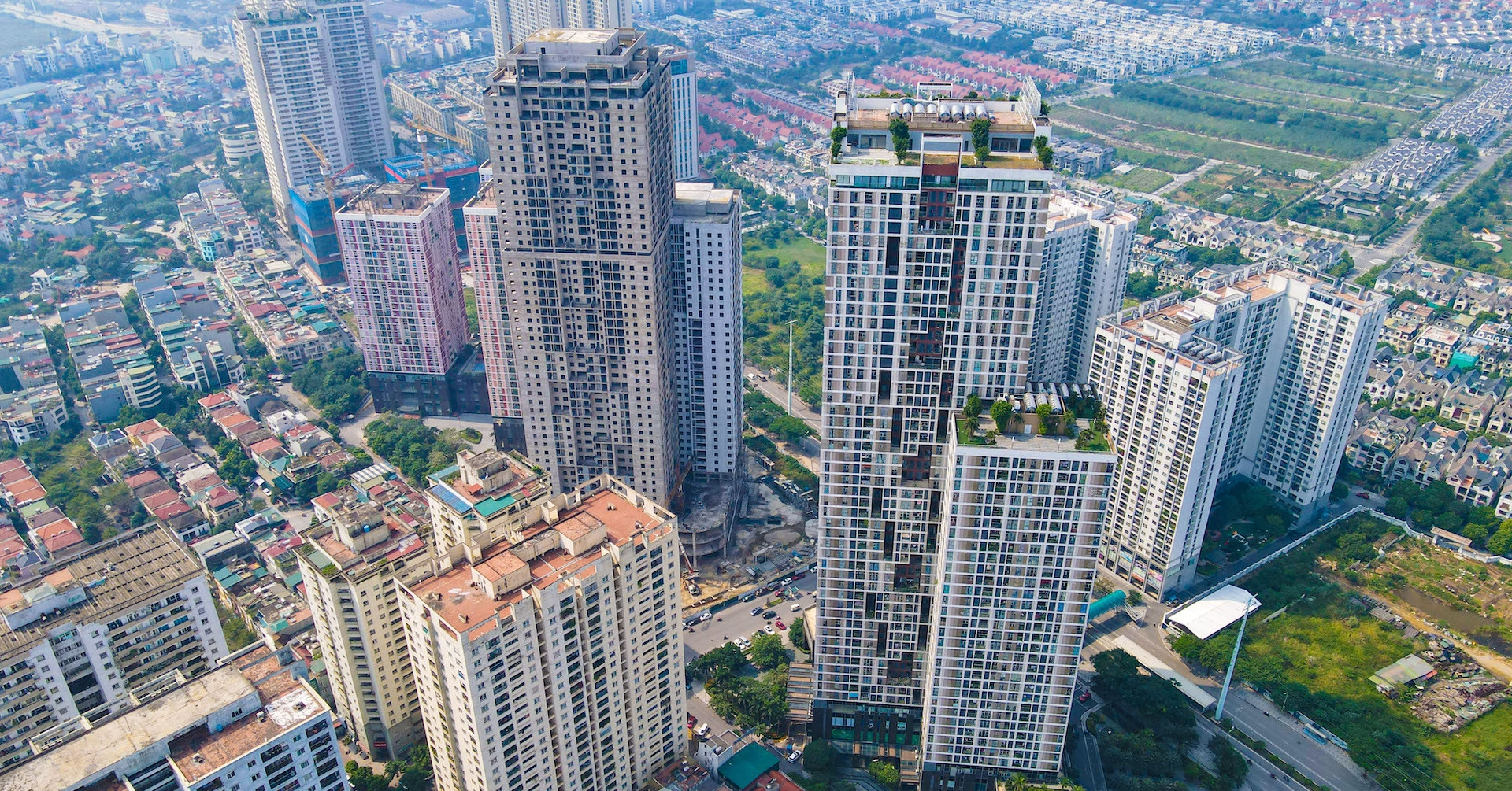 Lô đất 150m2 đấu giá 23 tỷ ở Thái Bình; thiết kế chịu động đất cho cao ốc VN