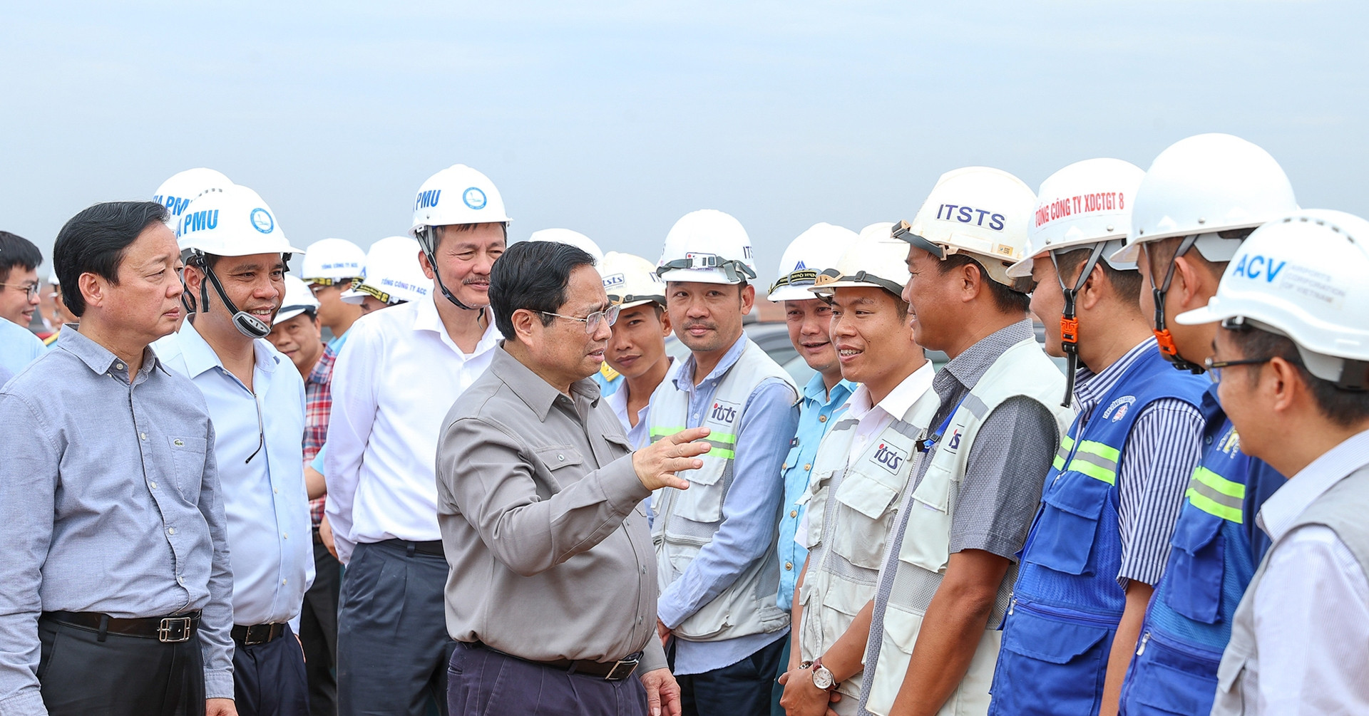 Thủ tướng: Huy động công an, quân đội hỗ trợ thi công sân bay Long Thành