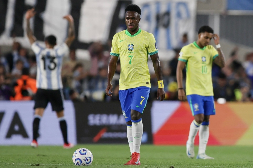 Tuyển Brazil trảm tướng: Từ nhà vô địch đến sự tầm thường