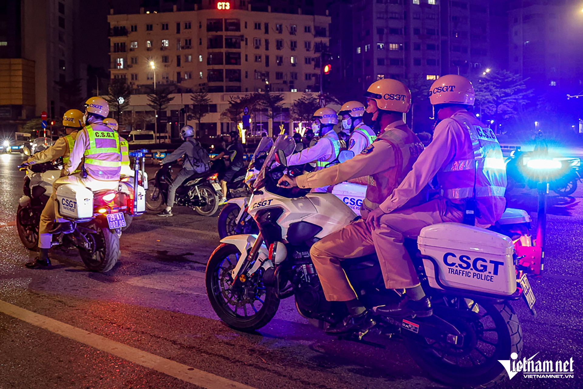 W-anh vyabat quaixe 63.jpg