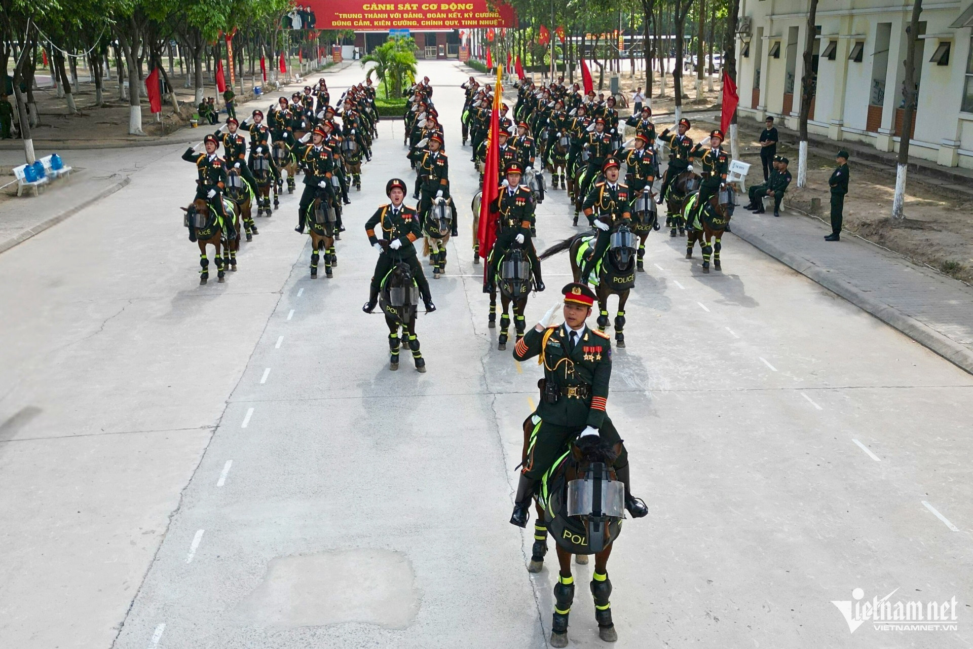 w ky binh hoang anh1 58816.jpg