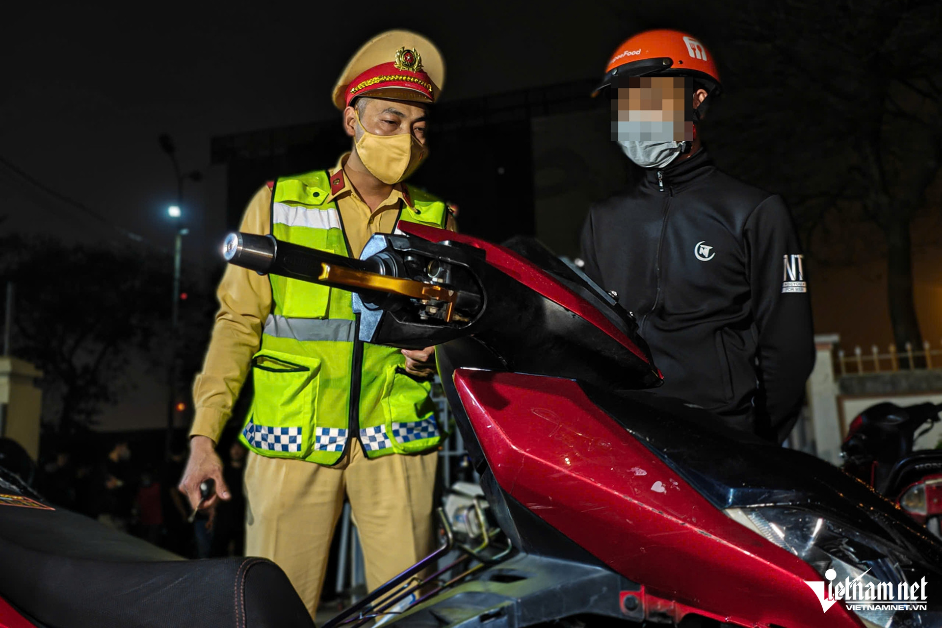 W-tuan tra dem 6.jpg