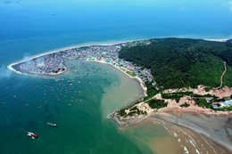 Xã đảo Thanh Hóa diện tích 0,27km2, dân số gần 10.000 người