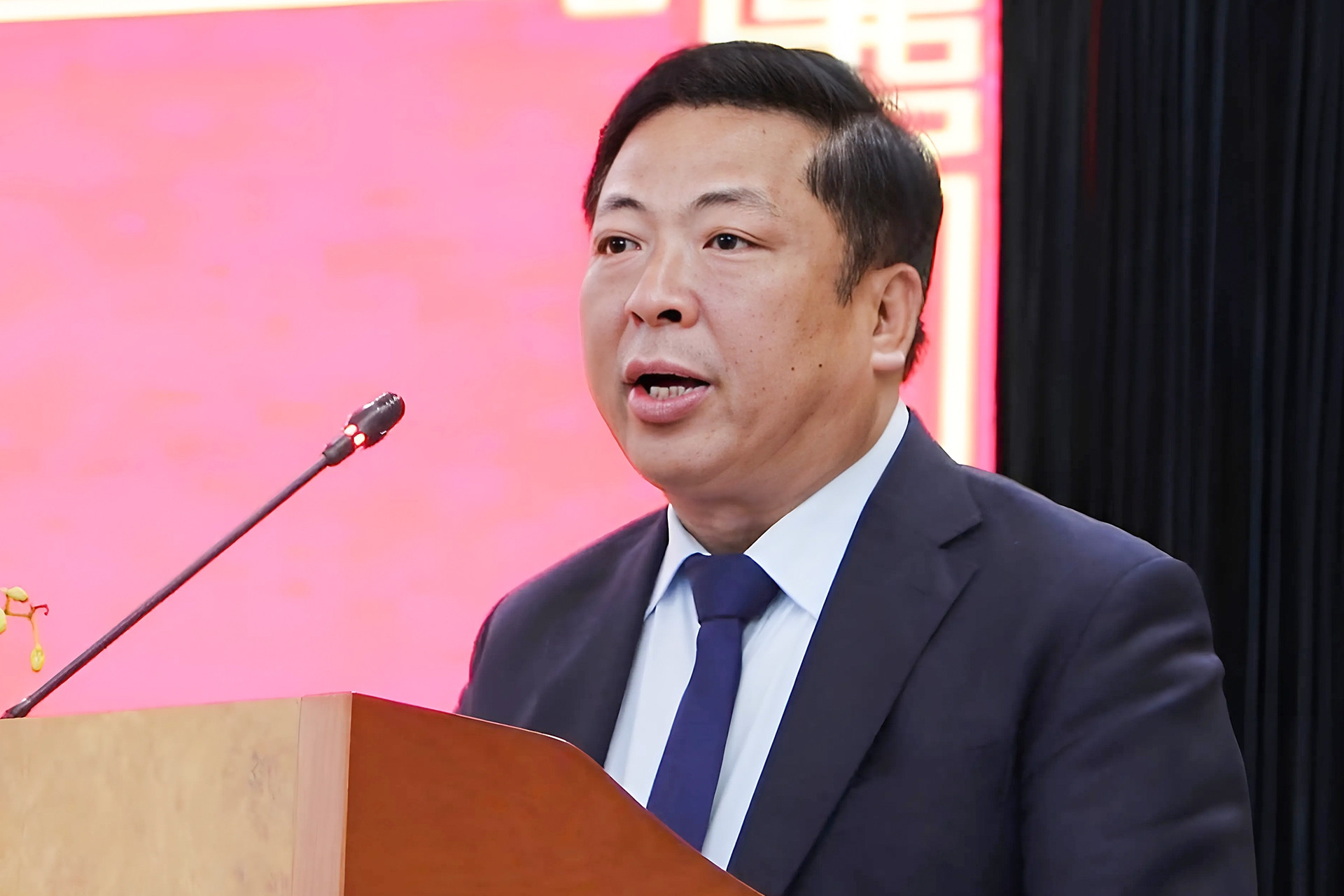 Bộ trưởng Trần Hồng Minh: Cán bộ nghỉ hưu trước tuổi thể hiện hy sinh cá nhân