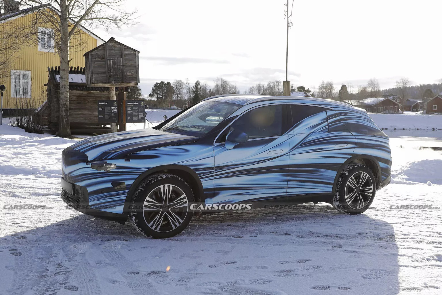 Mercedes GLC EV 51025.webp