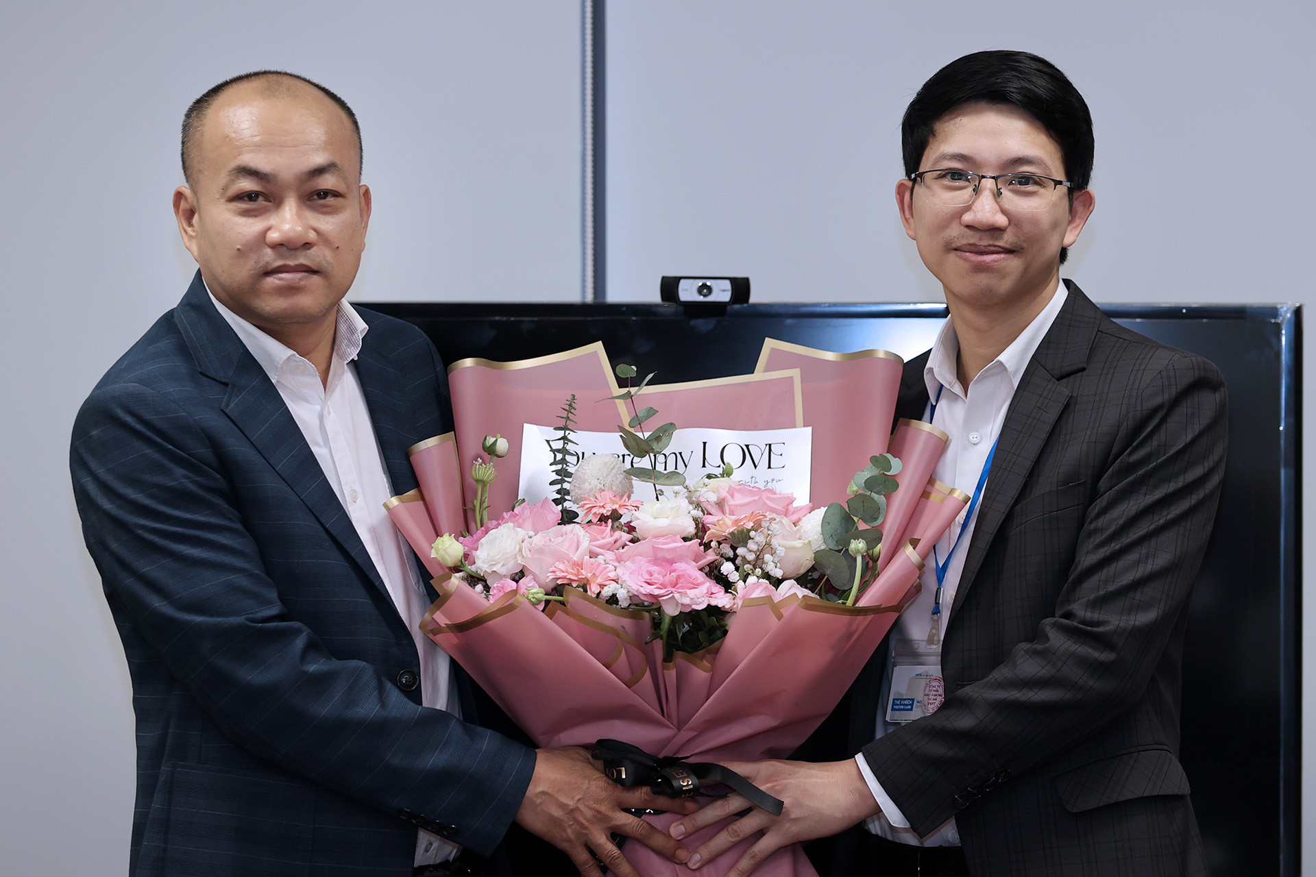 Nguyễn Viết Hương.jpg