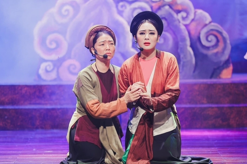 Nỗi đau xé lòng của NSƯT Phương Mây: Con khóc ôm chân, không cho mẹ đi diễn