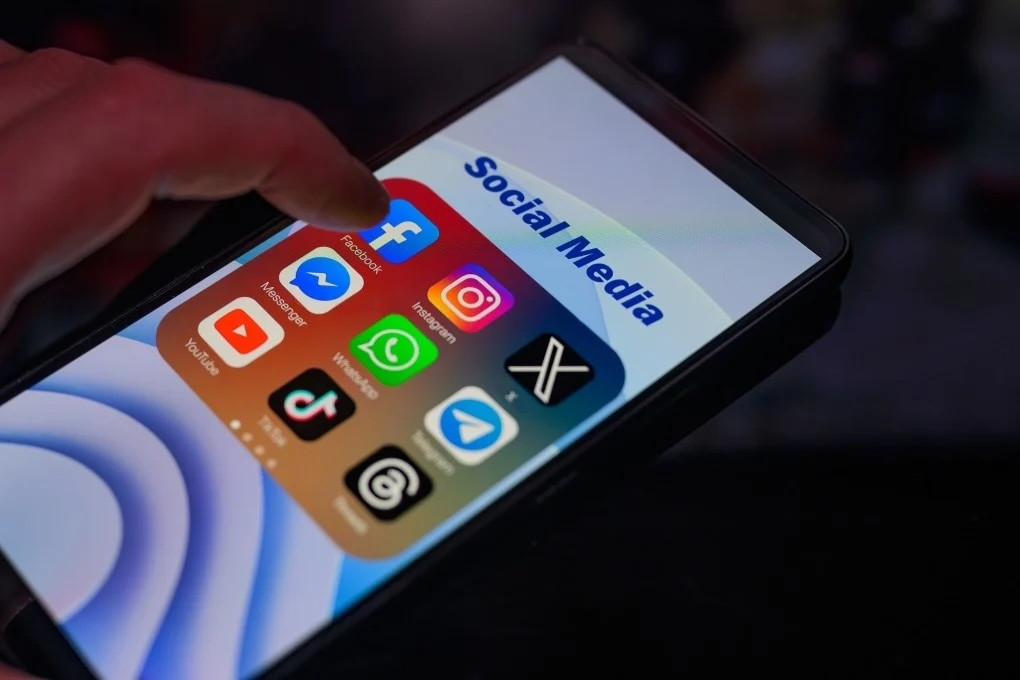 TikTok, Reddit bị điều tra về quy định bảo vệ trẻ em trên mạng xã hội