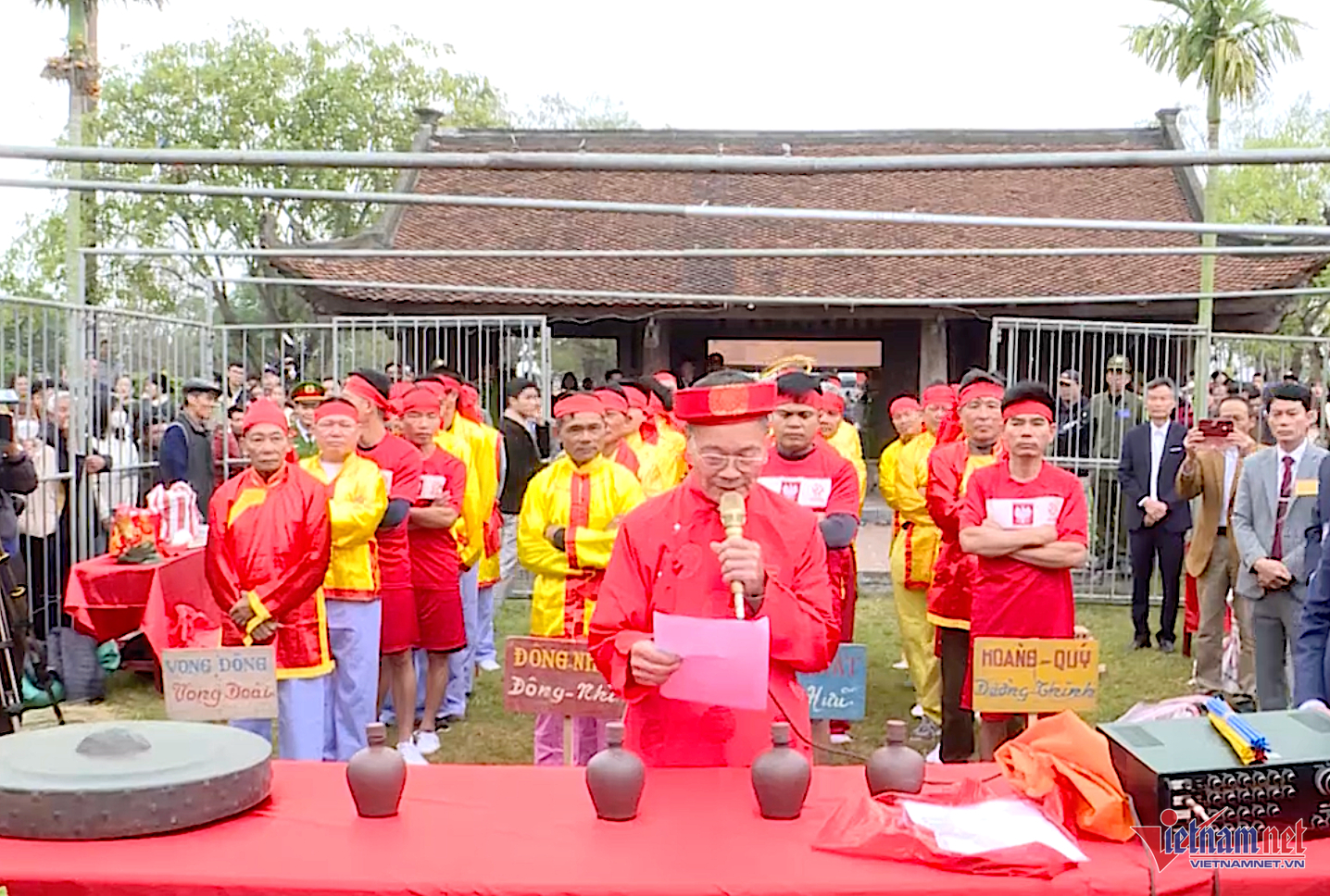 W-minhhoa.png