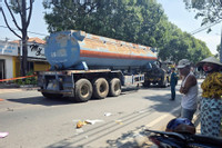 Bản tin trưa 30/3: Nam sinh lớp 9 bị xe đầu kéo cán tử vong ở Bình Dương