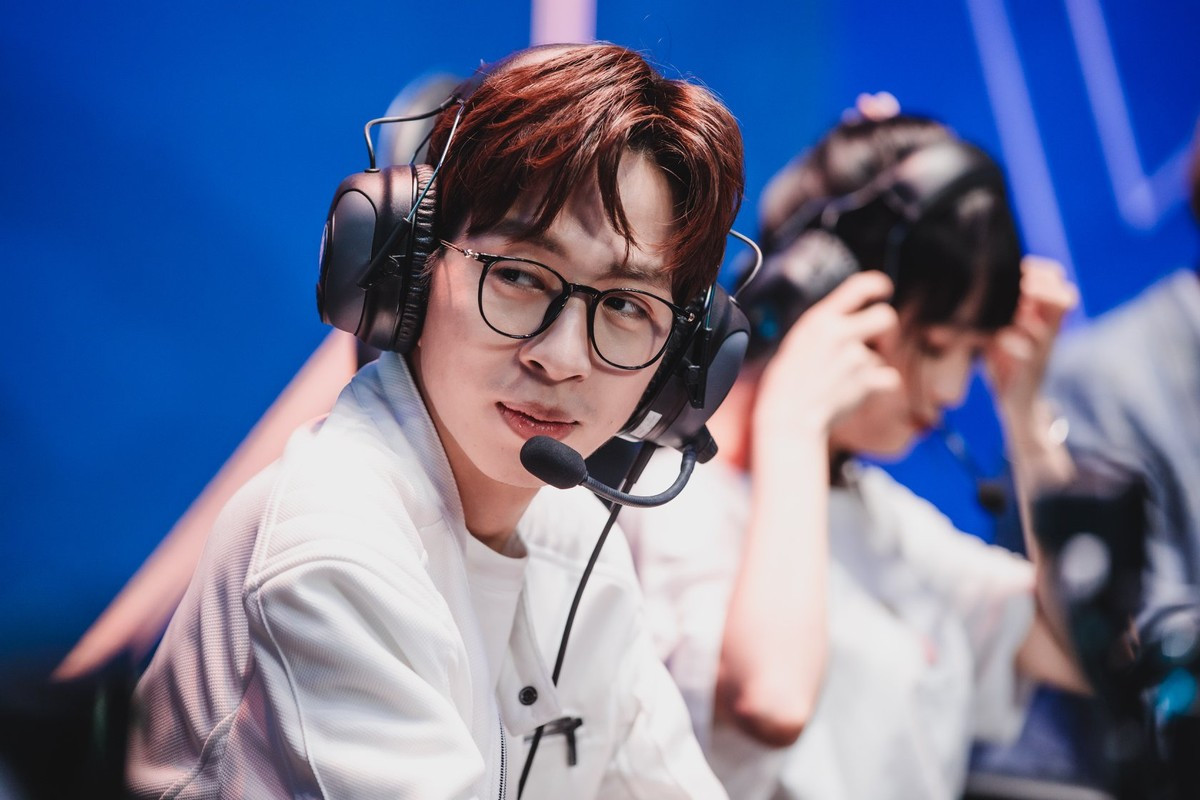 chan dung viruss nguoi dang bi ngoc kem phao va nhieu co gai reo ten 4fefd8c436e24935a3454371effeeb22 87383.jpg