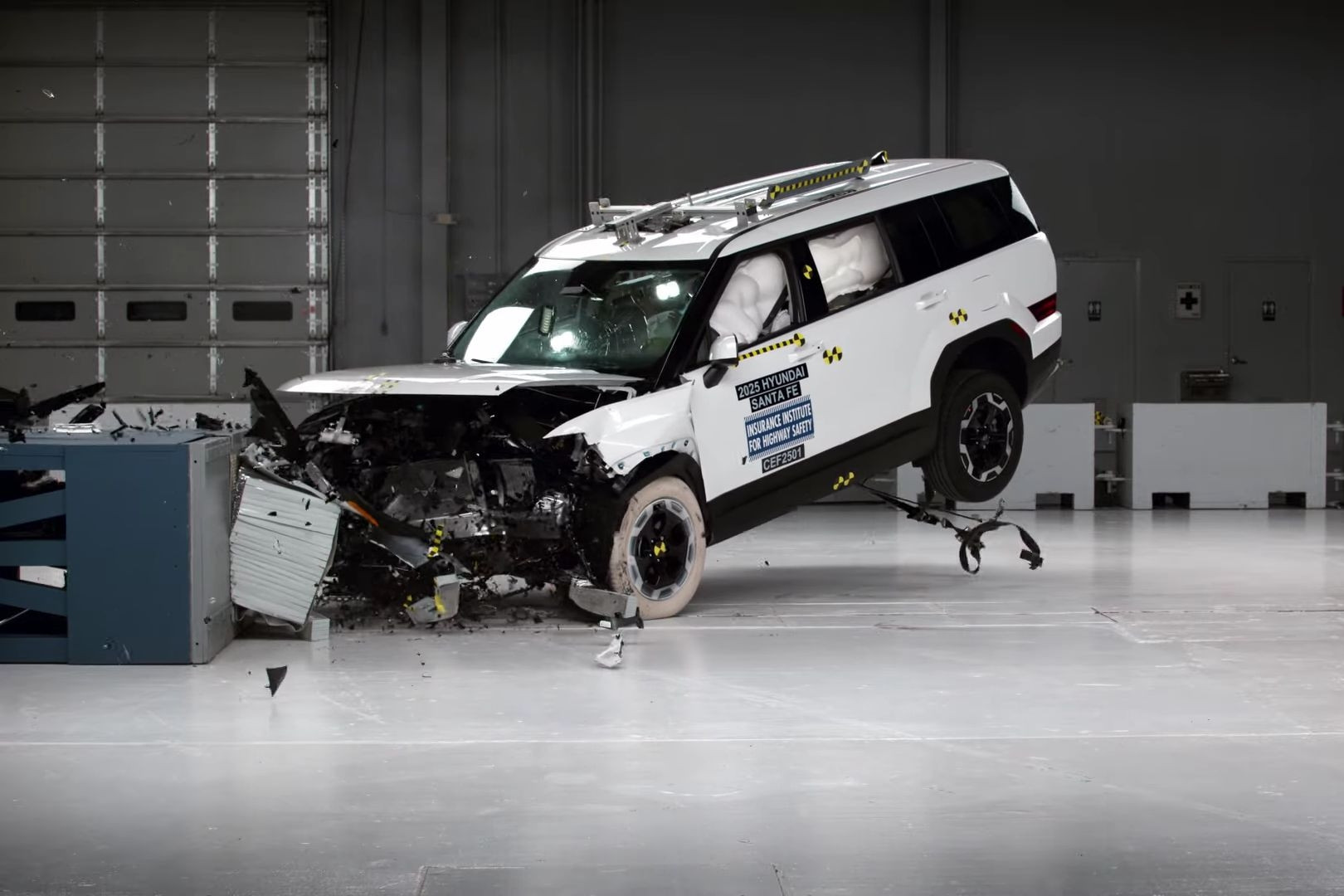 Hyundai gây bất ngờ trên bảng xếp hạng an toàn IIHS 2025, xe Volvo vắng bóng