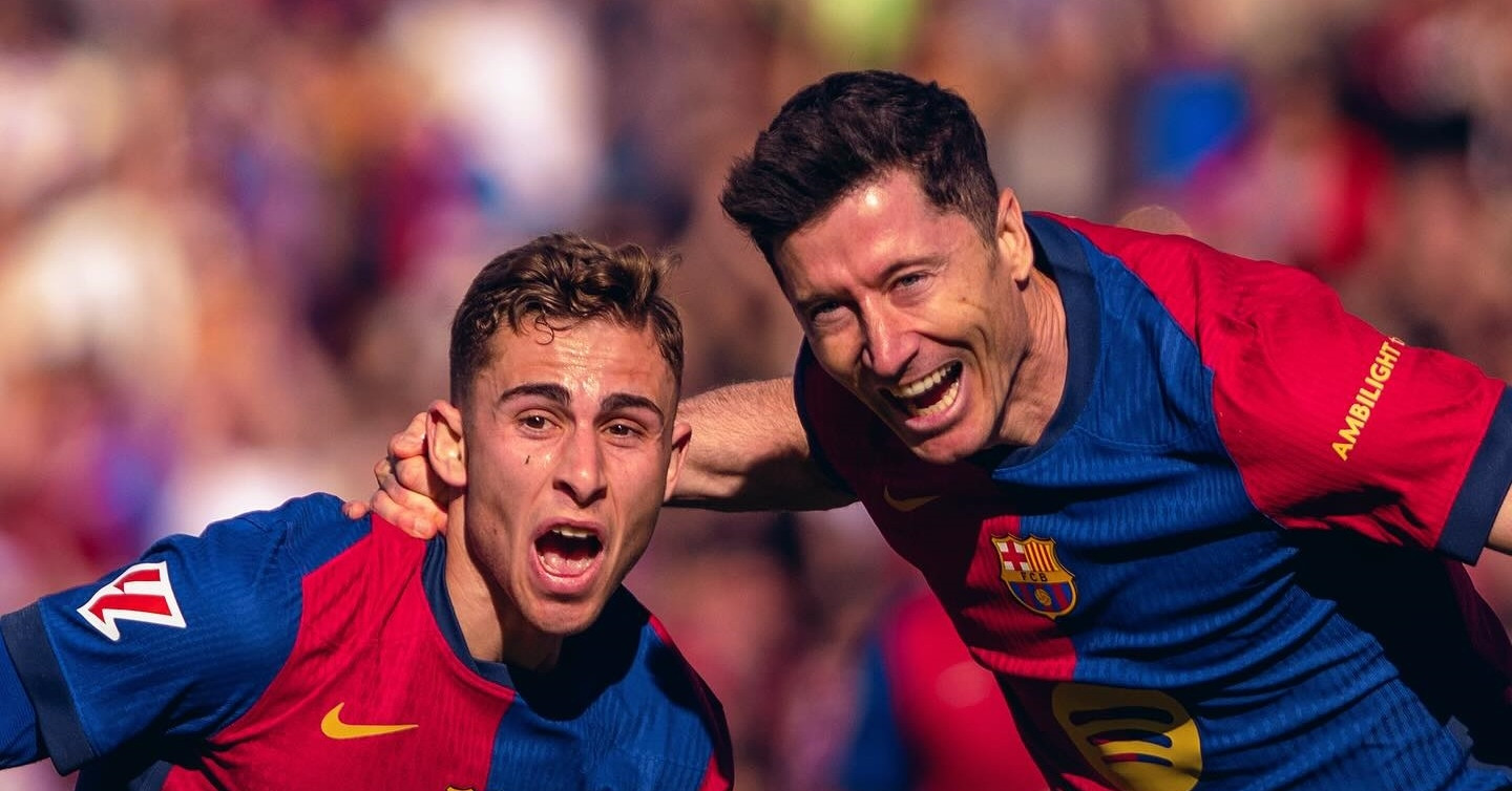 Lewandowski lập cú đúp, Barcelona củng cố ngôi đầu