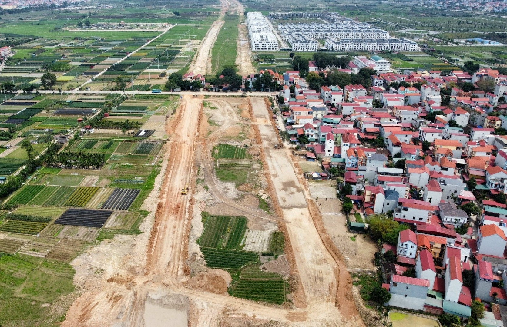 Xây nhà ở nhiều năm trên đất nông nghiệp có được cấp sổ đỏ không?