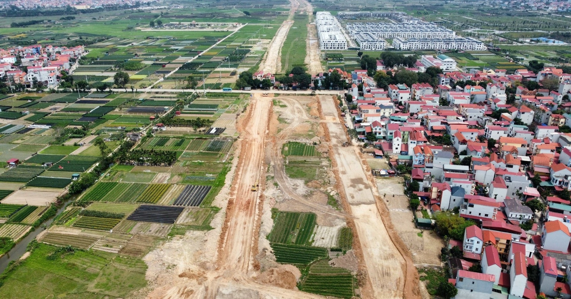 Xây nhà ở nhiều năm trên đất nông nghiệp có được cấp sổ đỏ không?