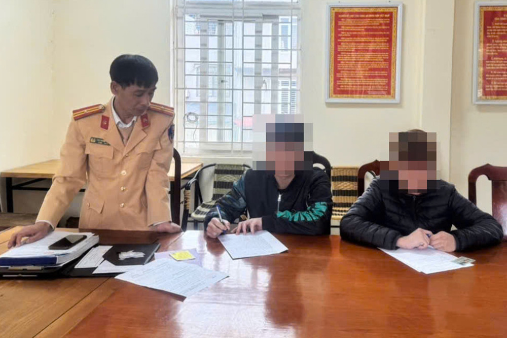 z6456666003476_90a05dbffa45f91321d11382a5c8fdac copy.jpg