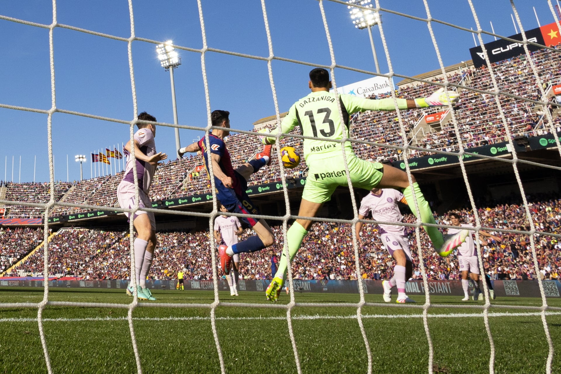 AS. Lewandowski Barca Girona.jpg